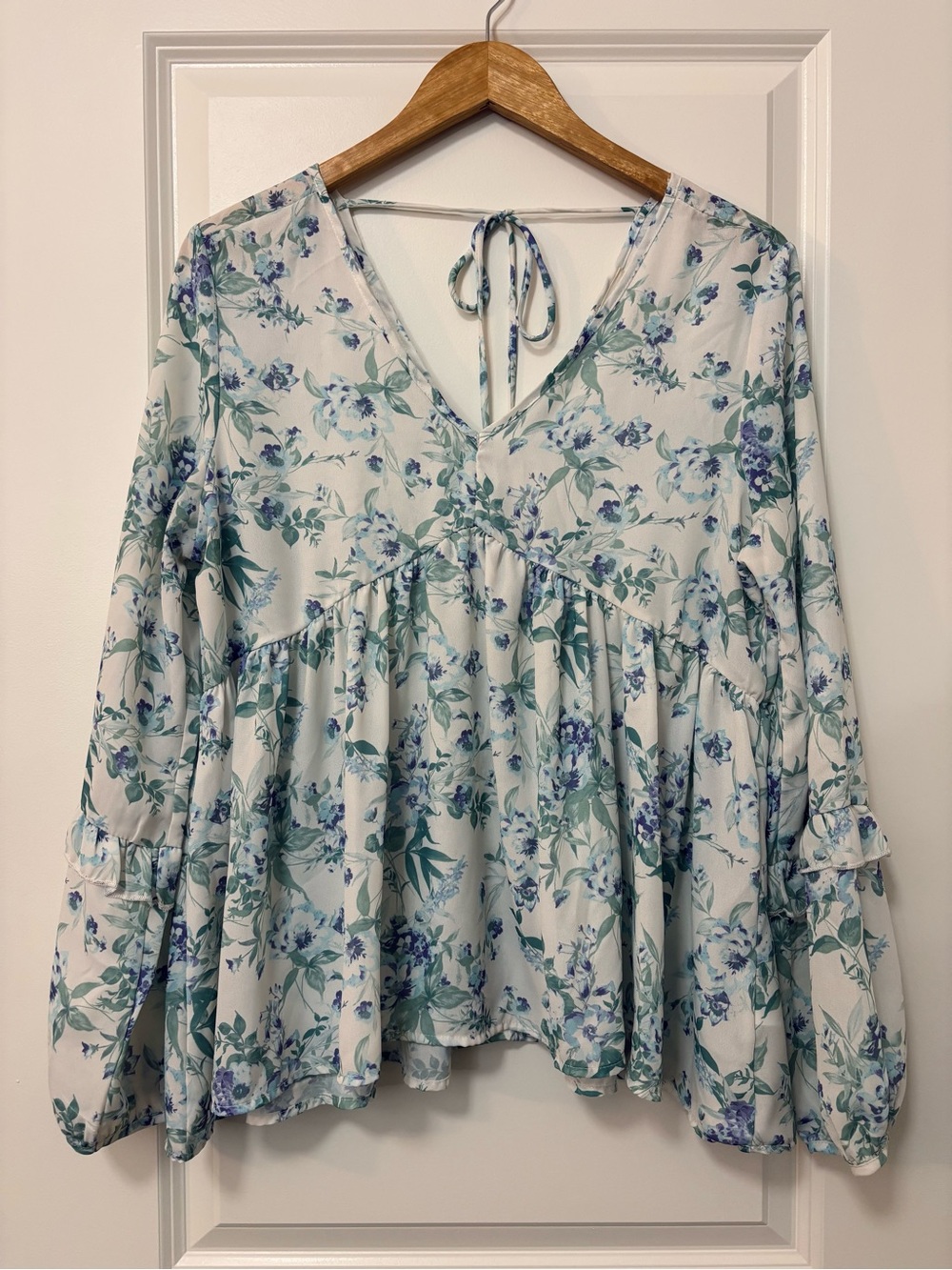 Peach Love California Pastel Multicolor Floral Print Peasant Top, Size L